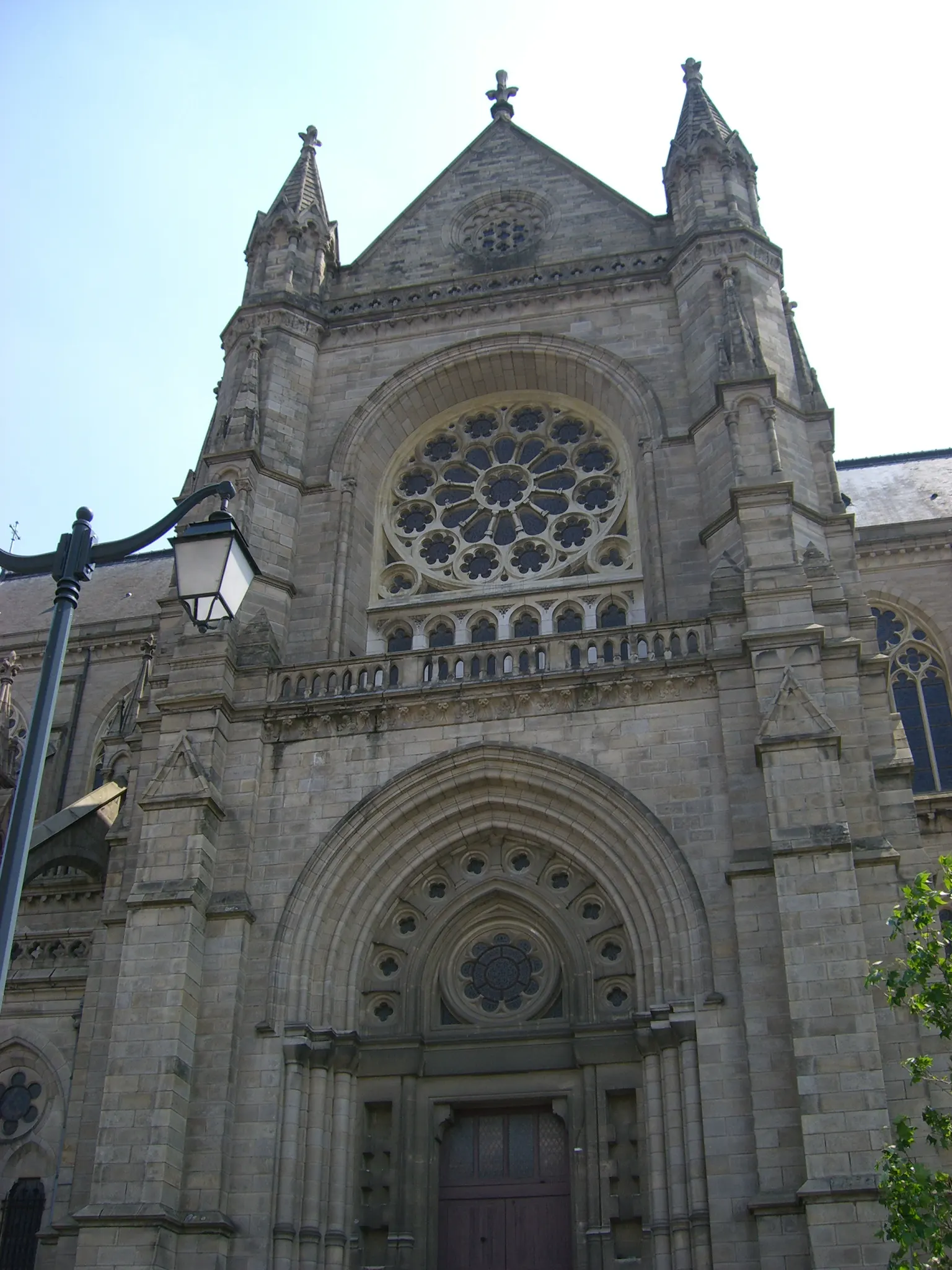2006 Jun - Basilique Notre-Dame de Bonne Nouvelle - Rennes - Bretagne